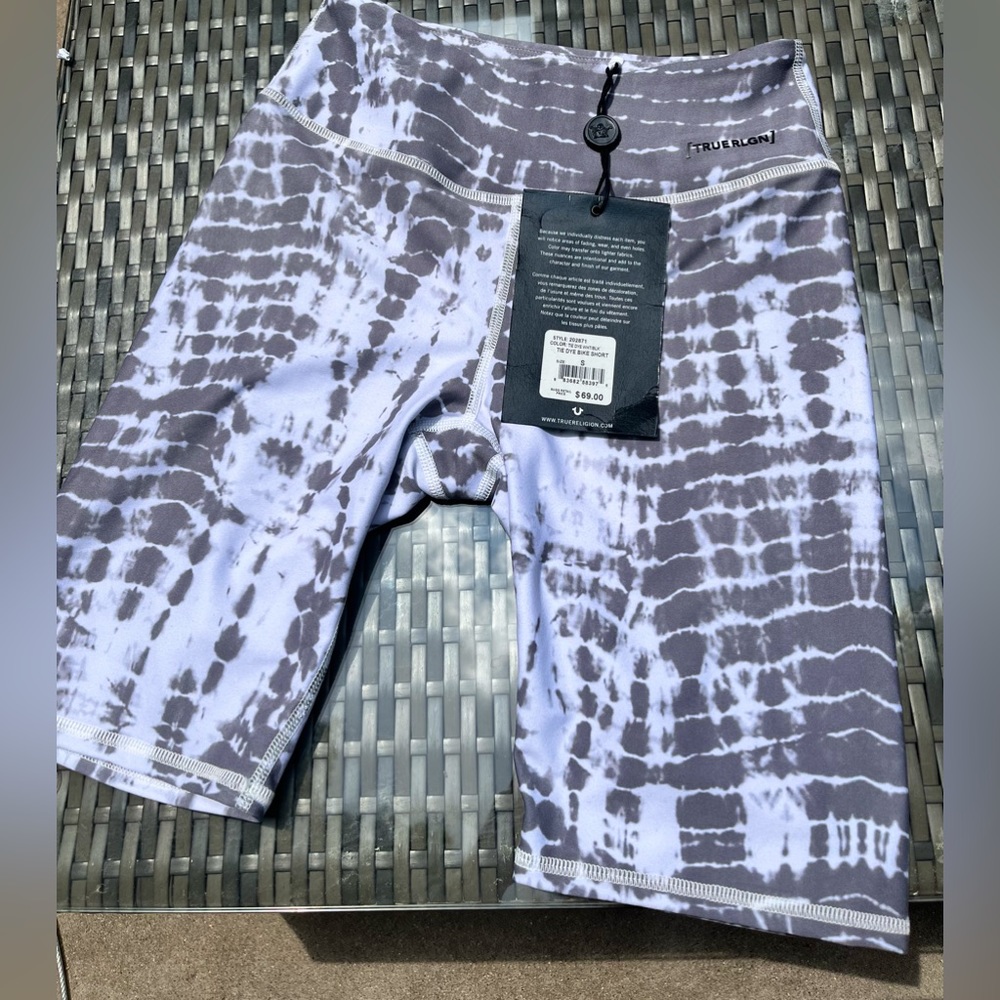 NWT TRUE RELIGION Biker Shorts